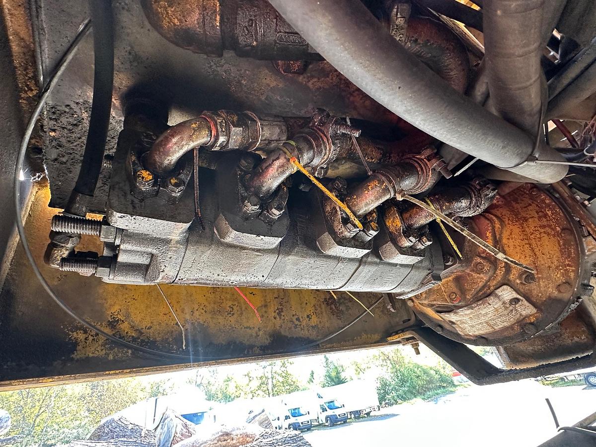 Used 1984 MACK RD686S