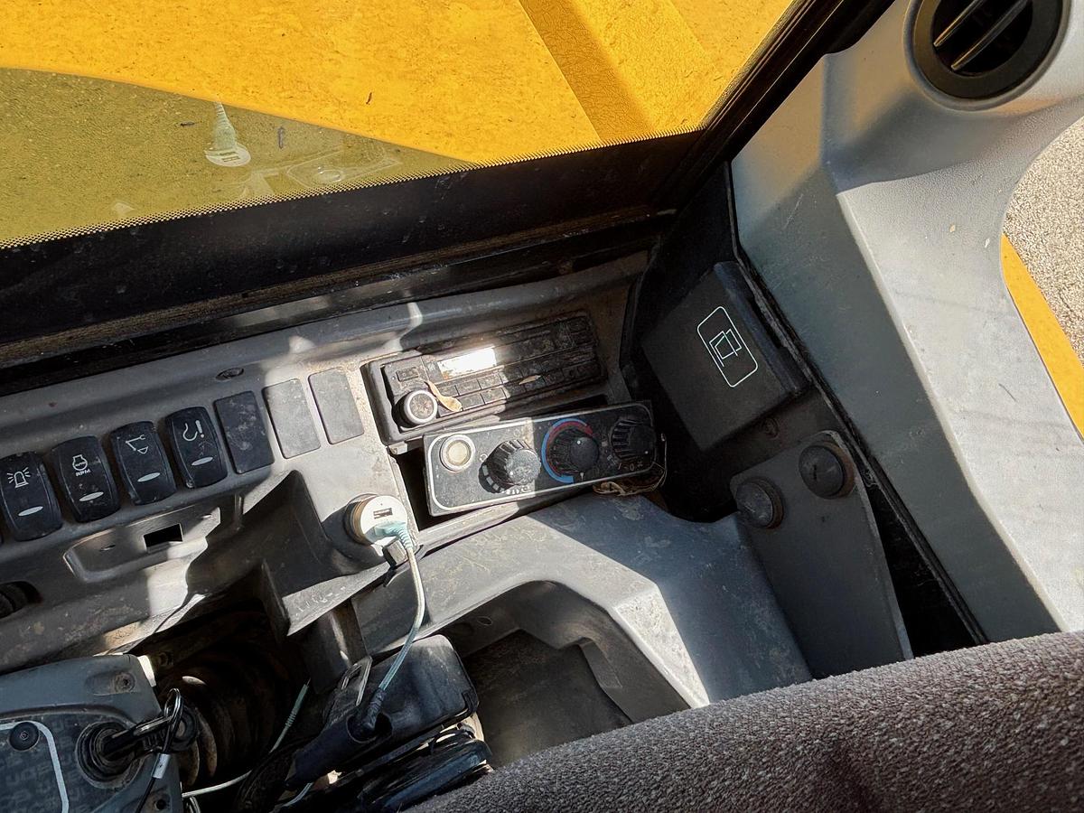 Used 2014 JCB 85Z-1