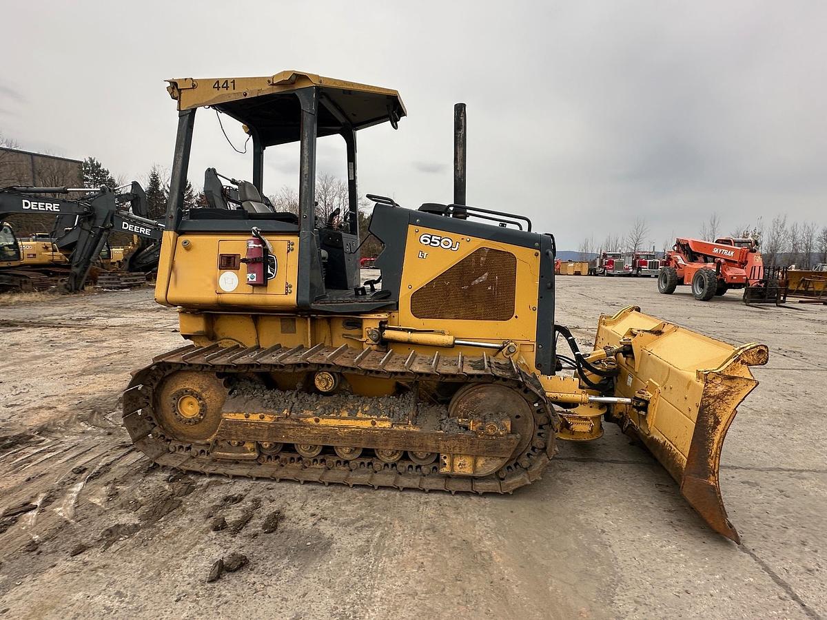 Used 2007 DEERE 650J LT