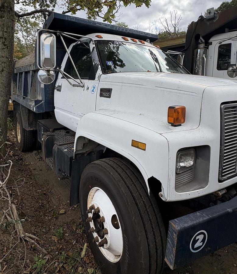 Used 2000 GMC C7500