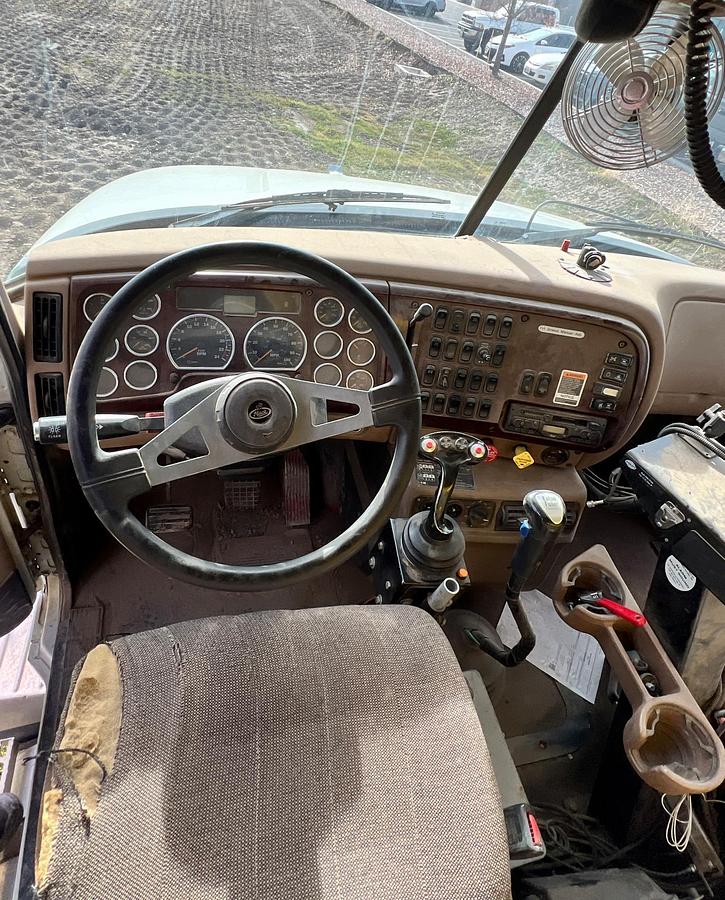 Used 2005 MACK CV713 Granite Dump Truck