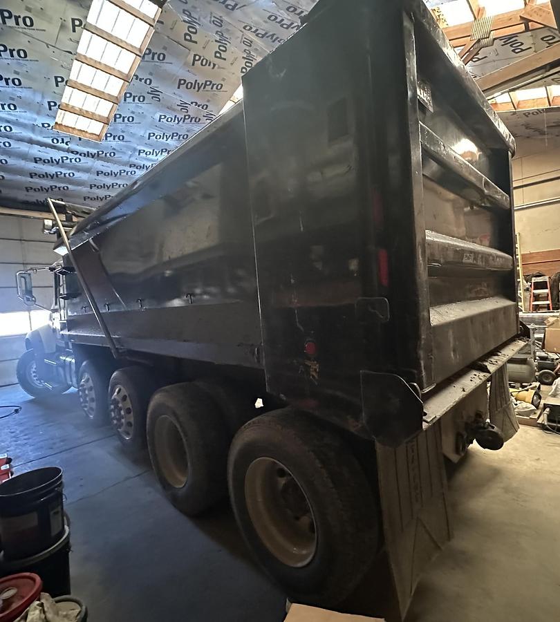 Used 2013 MACK GU713 Granite