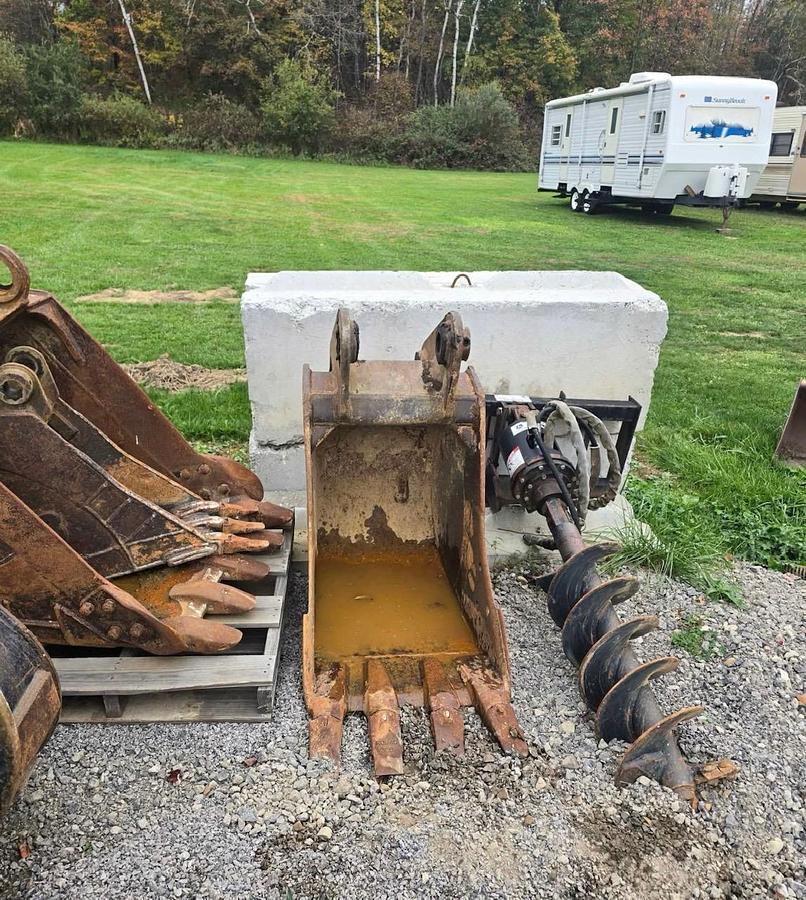 Used 1988 HITACHI EX100