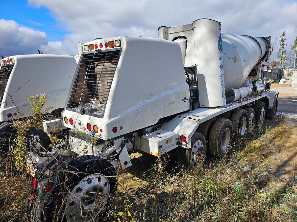 Used 2015 OSHKOSH S-2146