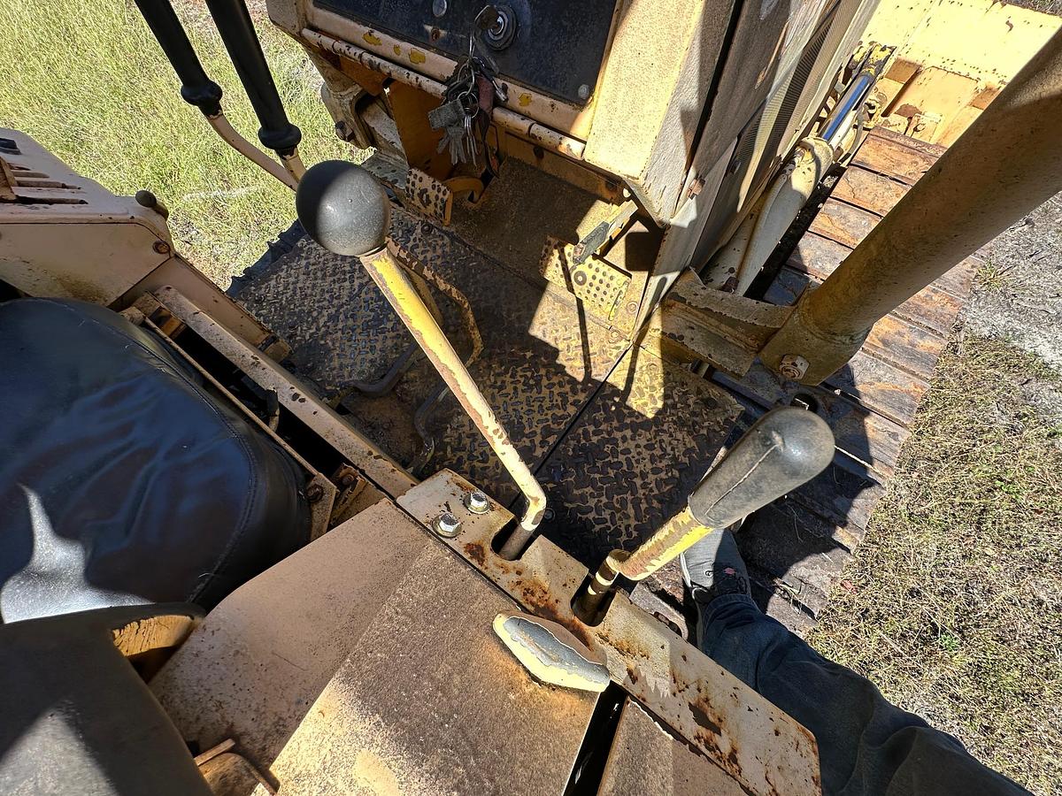 Used 1987 DEERE 450E