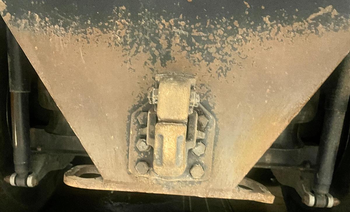 Used 2012 PETERBILT 388 Dump truck