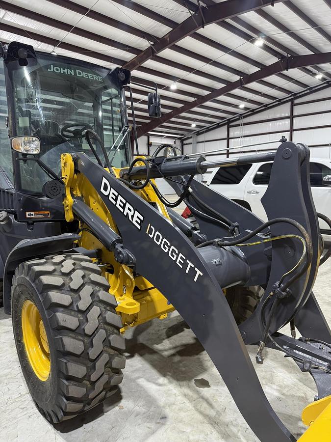Used 2022 DEERE 324L