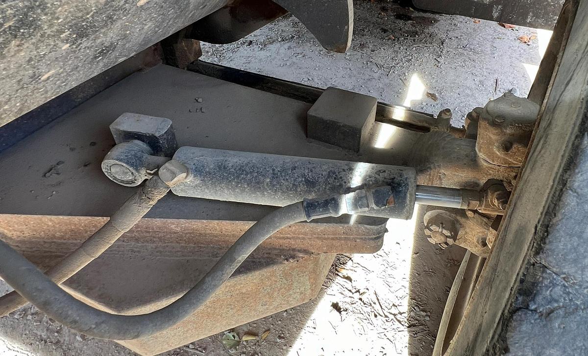 Used 1982 WIGGINS WD228y