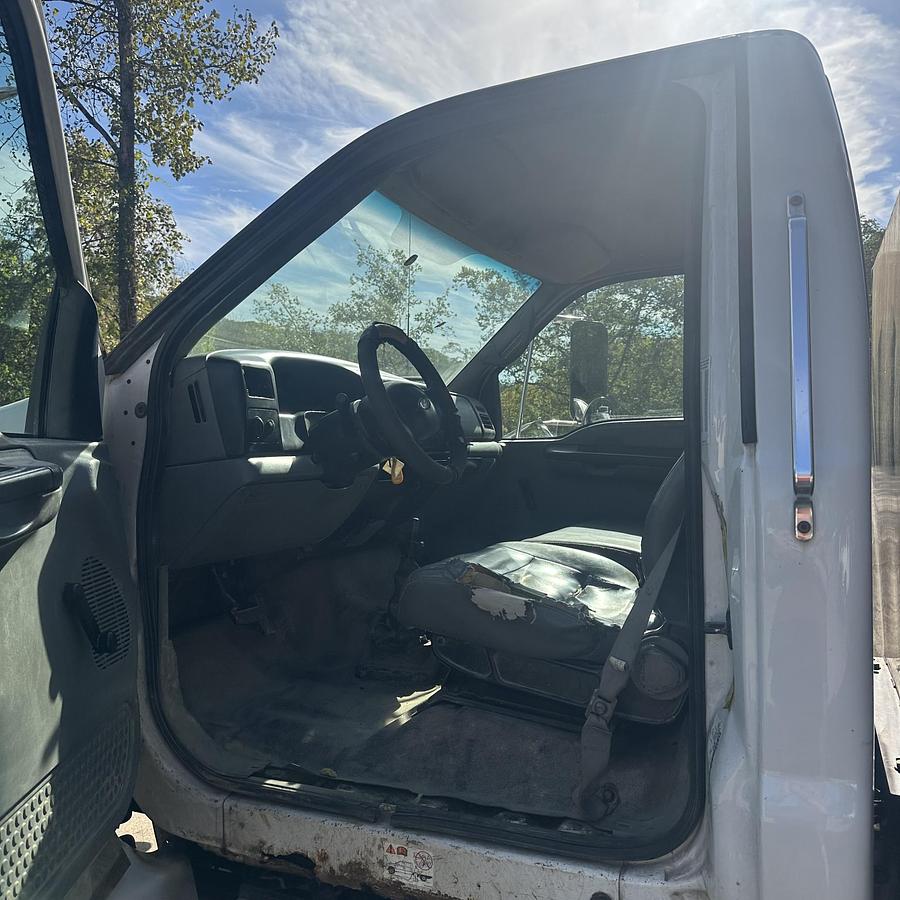 Used 2006 FORD F650