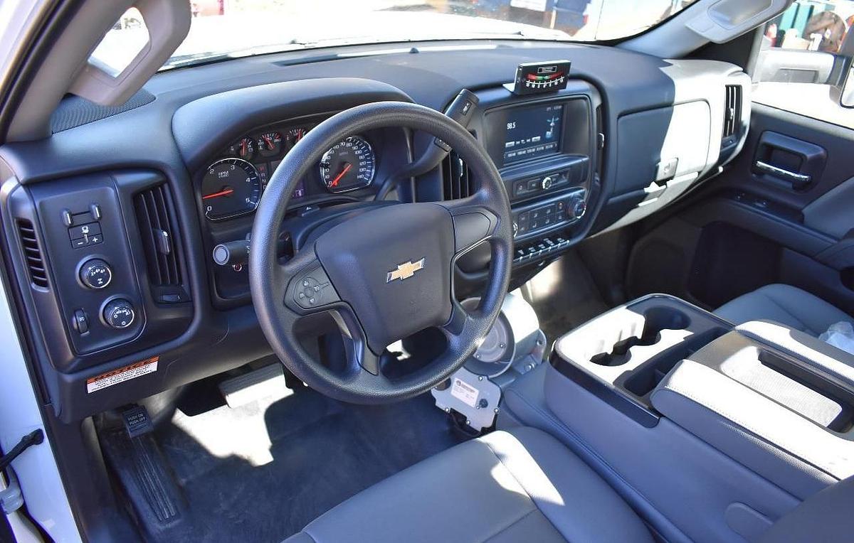 Used 2022 CHEVROLET 5500HD 4X4