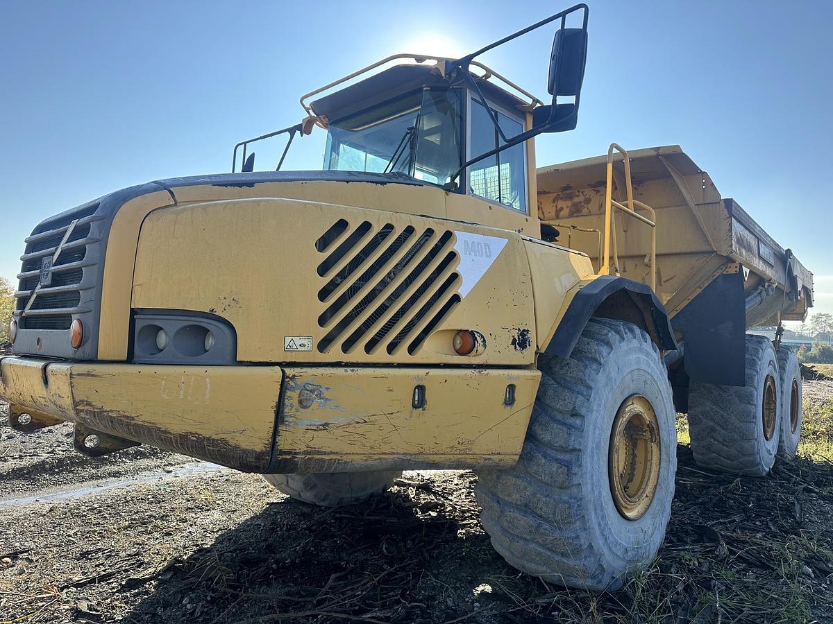 Used 2002 VOLVO A40D