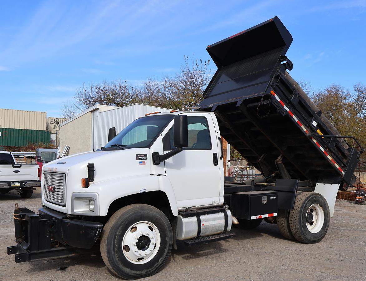 Used 2006 GMC C7500