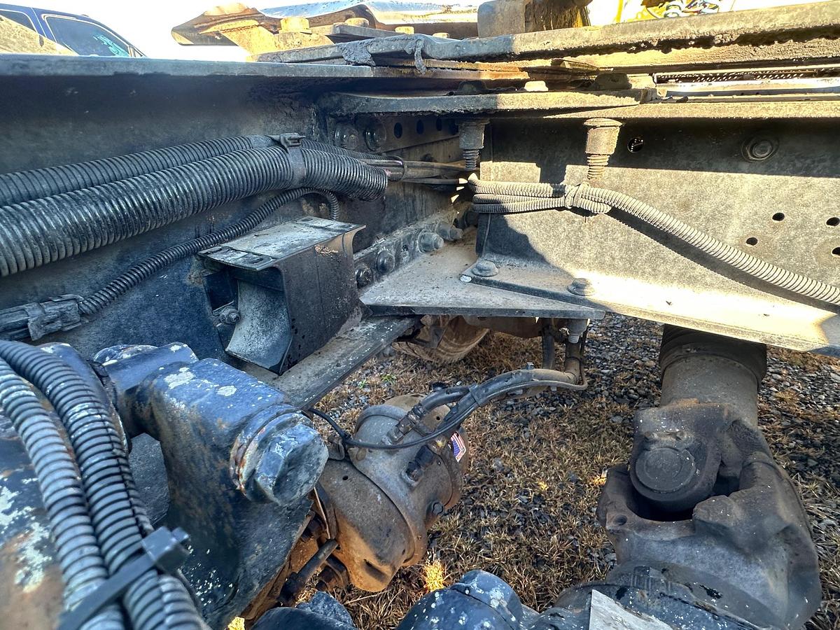 Used 2013 PETERBILT 384