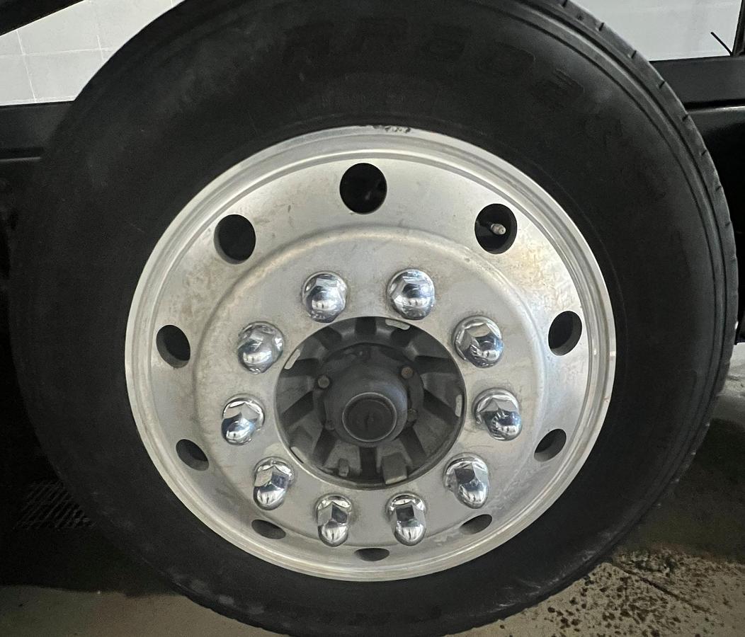 Used 2012 PETERBILT 388 Dump truck