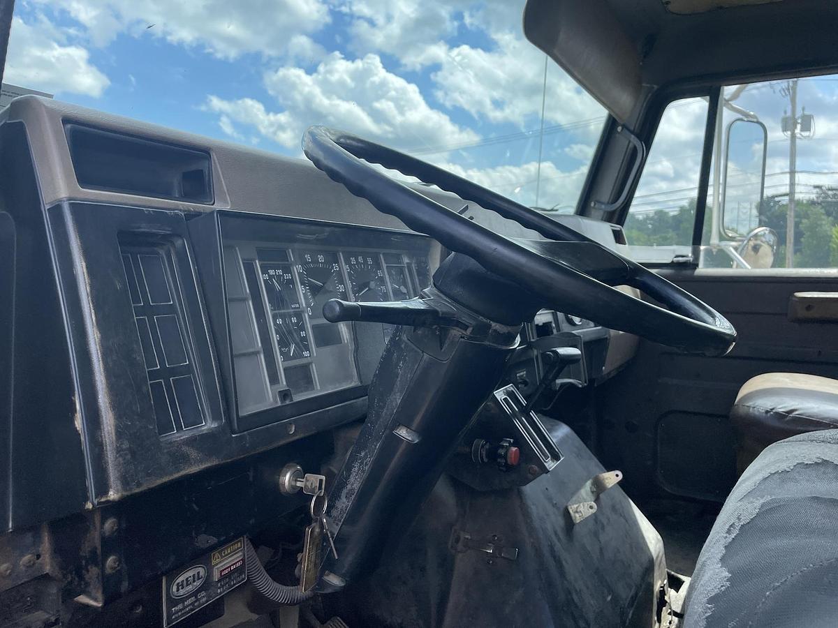 Used 1991 INTERNATIONAL F4900