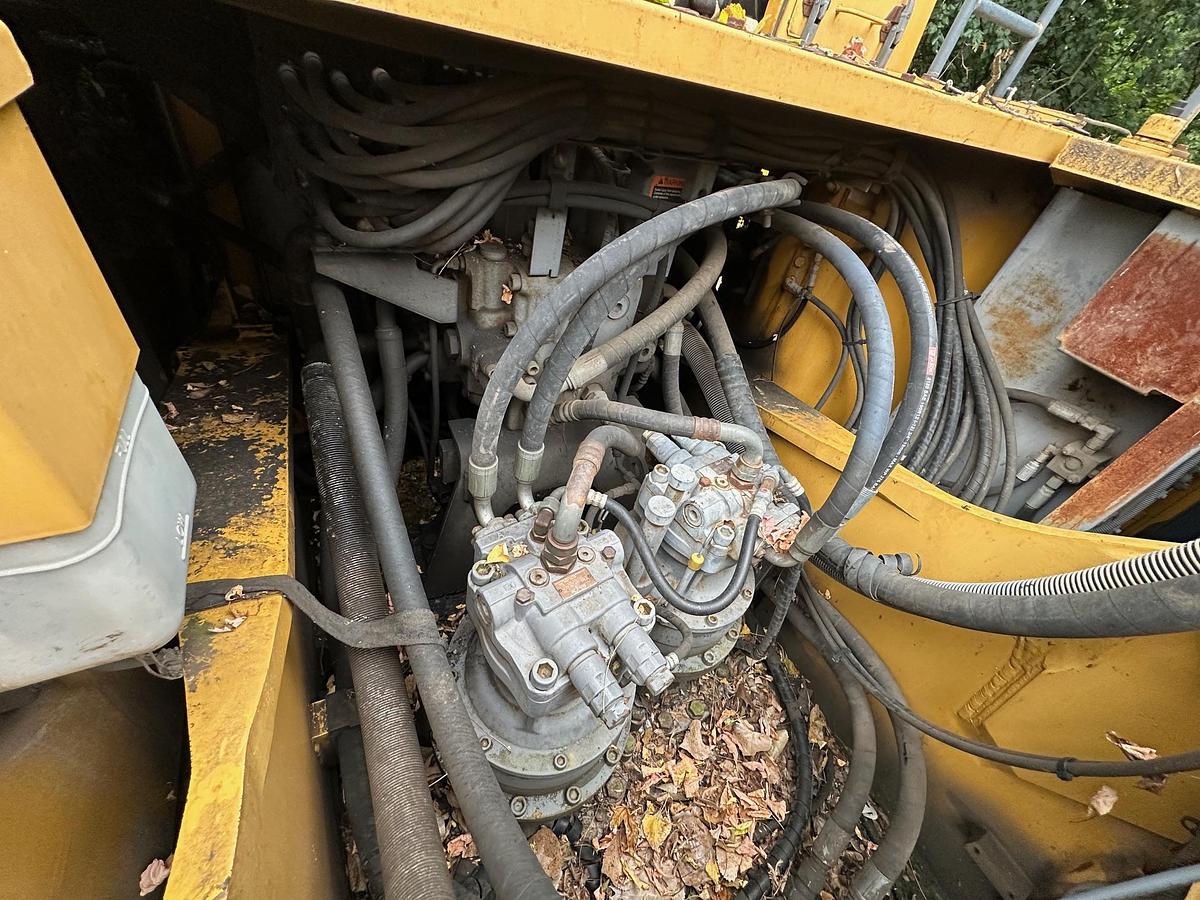 Used 2011 DEERE 450D LC