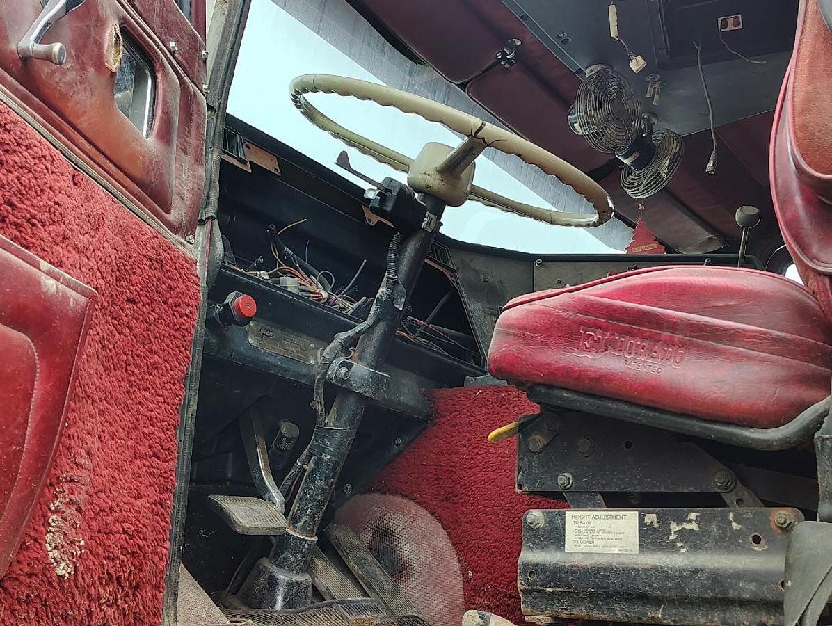 Used 1981 PETERBILT Cabover