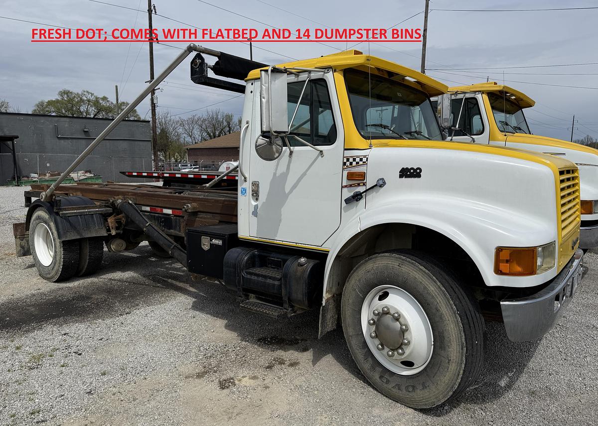 Used 1995 INTERNATIONAL 4900