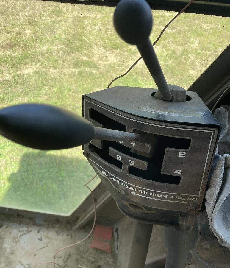 Used 1975 MASSEY FERGUSON MF 2745