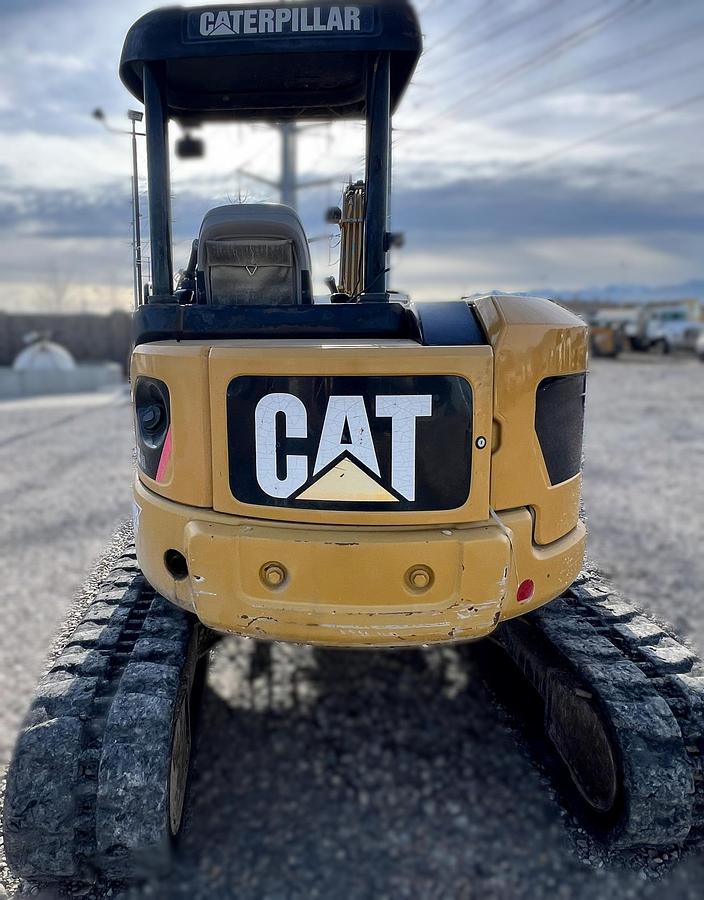 Used 2004 CATERPILLAR 305Cr