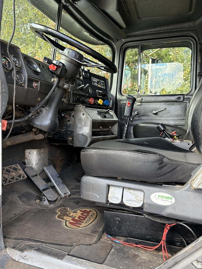 Used 1999 MACK RD688SX