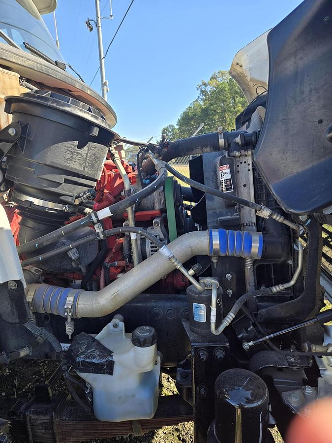 Used 2020 FREIGHTLINER Business Class M2 106