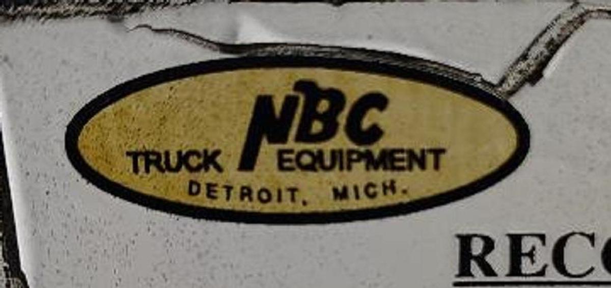 Used 1999 INTERNATIONAL 4700 Low Profile T444E