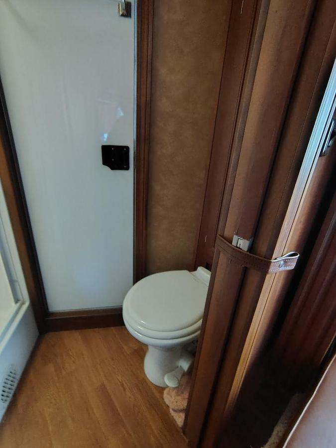 Used 2015  Select 32 x 102