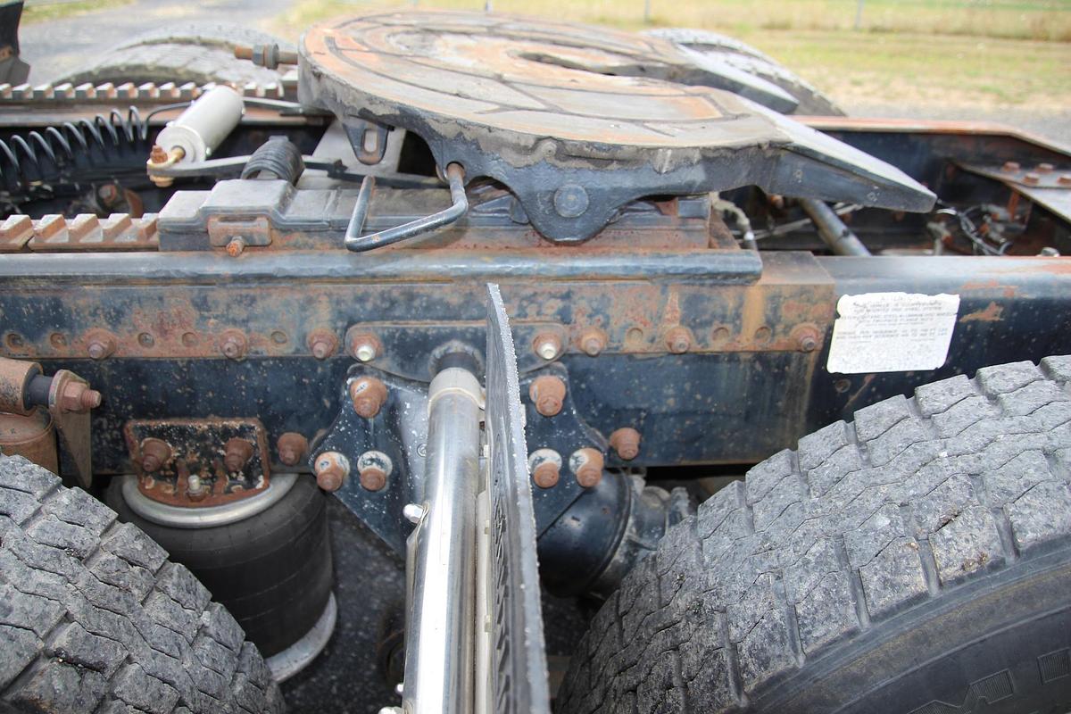 Used 1995 FREIGHTLINER 120