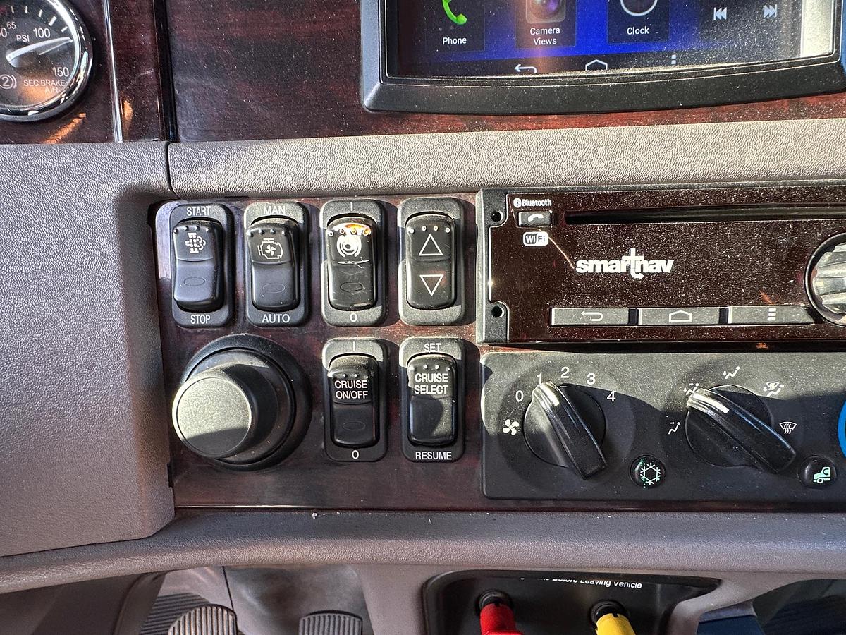 Used 2019 PETERBILT 389L