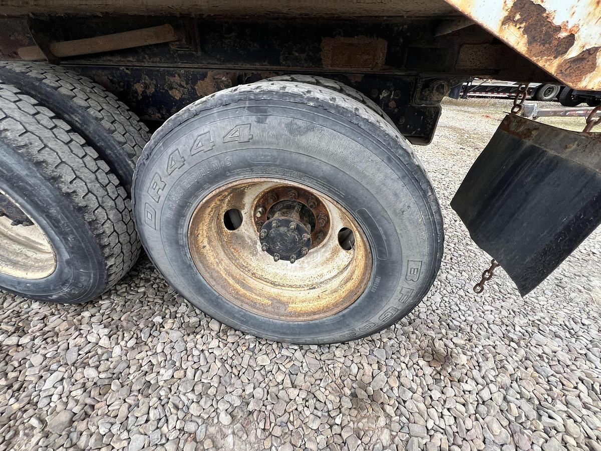 Used 2000 MACK RD688s