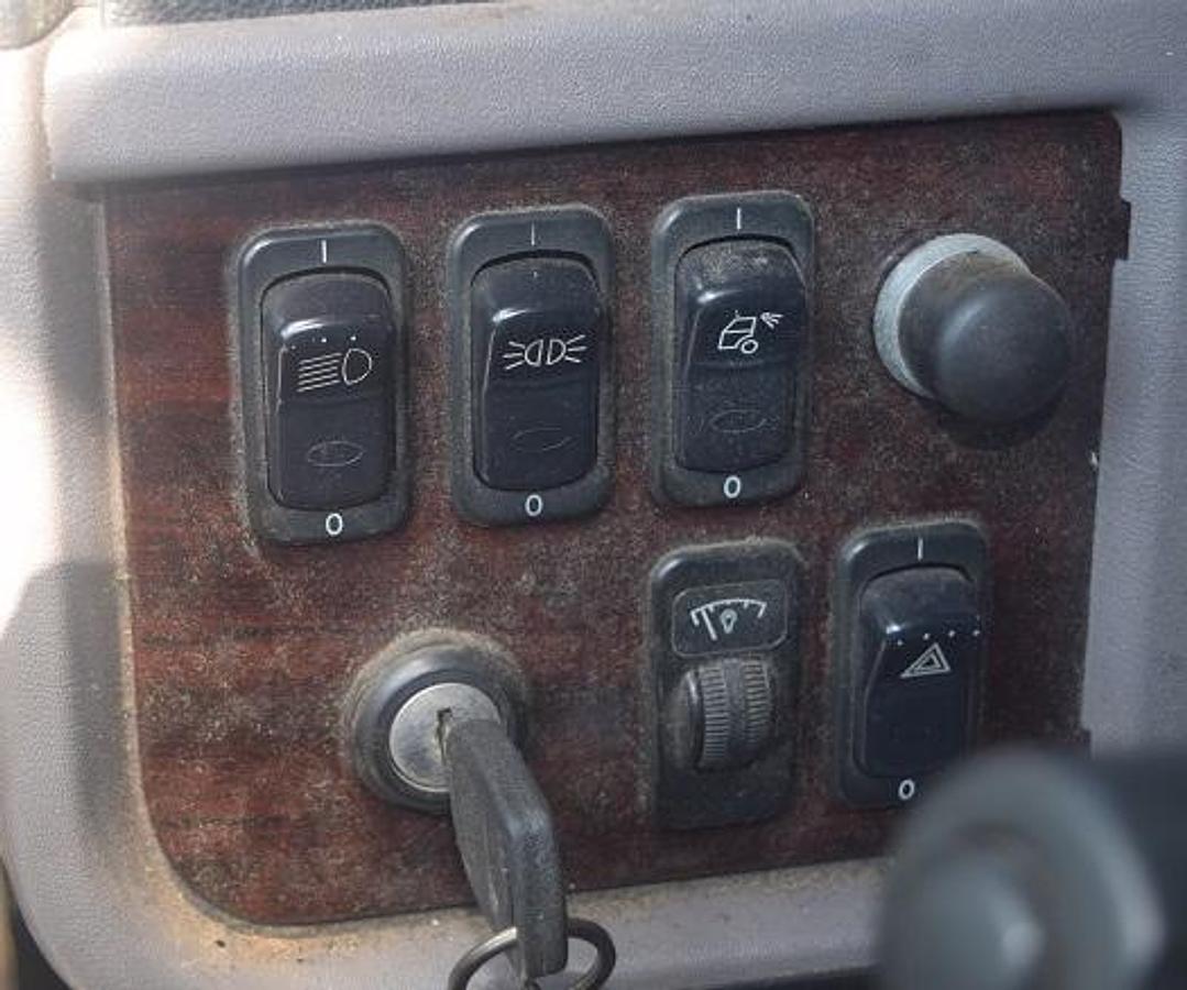 Used 2016 PETERBILT 386