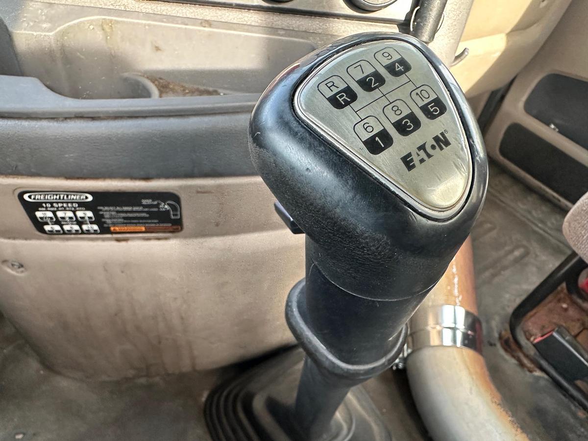 Used 2012 FREIGHTLINER Cascadia 125