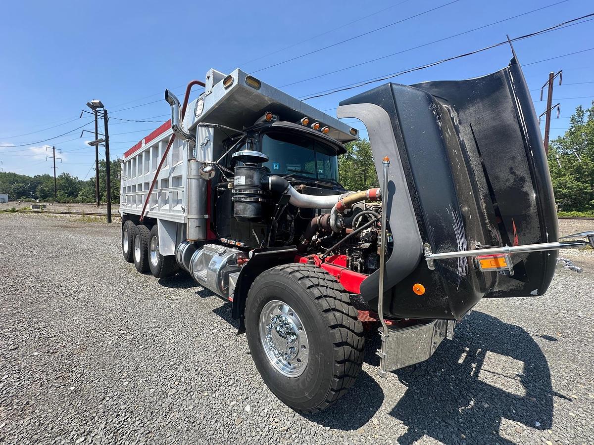 Used 1997 MACK RD688S
