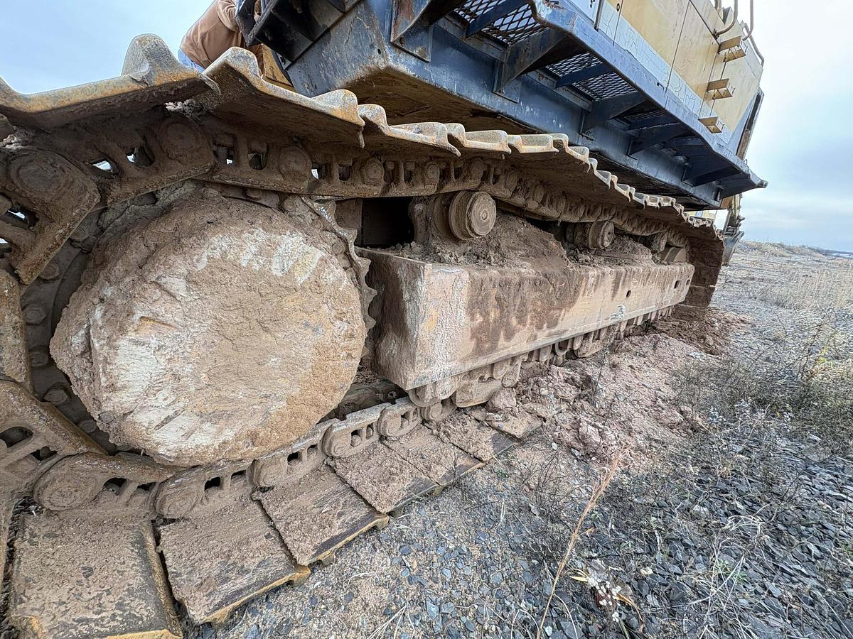 Used KOMATSU DRESSER PC650LC-5