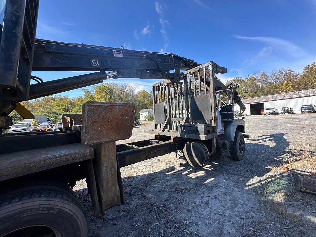 Used 1984 MACK RD686S