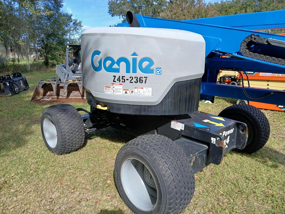 Used 2023 GENIE Z45 HF