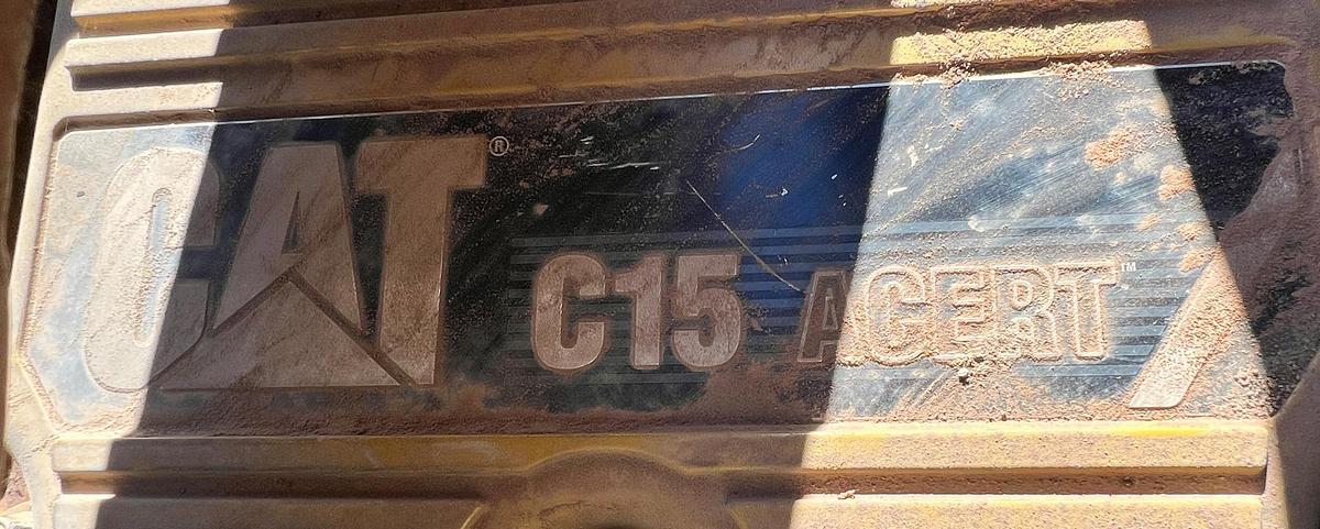 Used 2011 CATERPILLAR 740B Ej