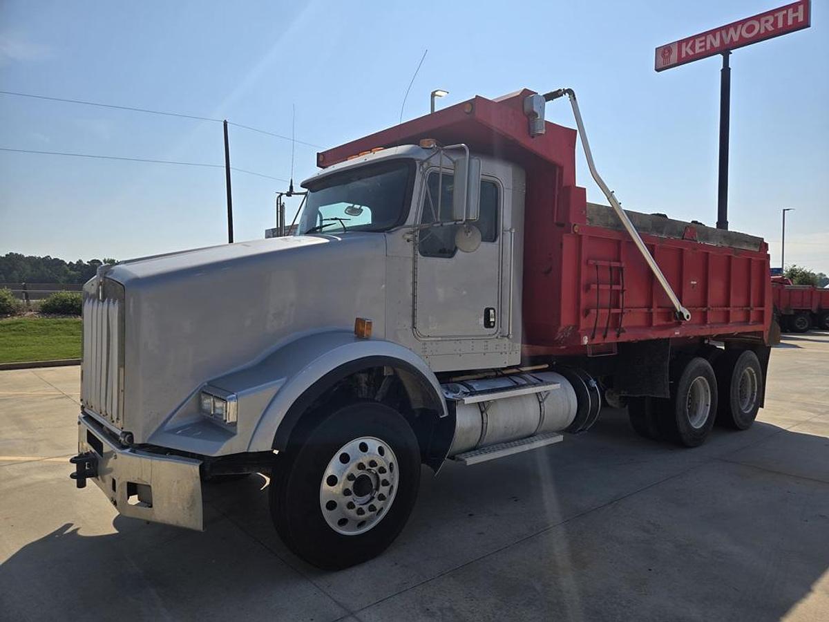 Used 2013 KENWORTH T800