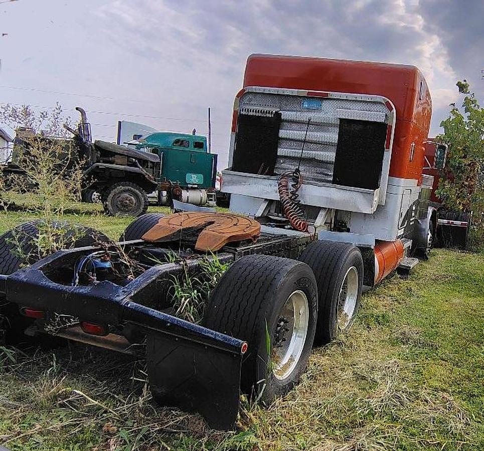 Used 1997 PETERBILT 379
