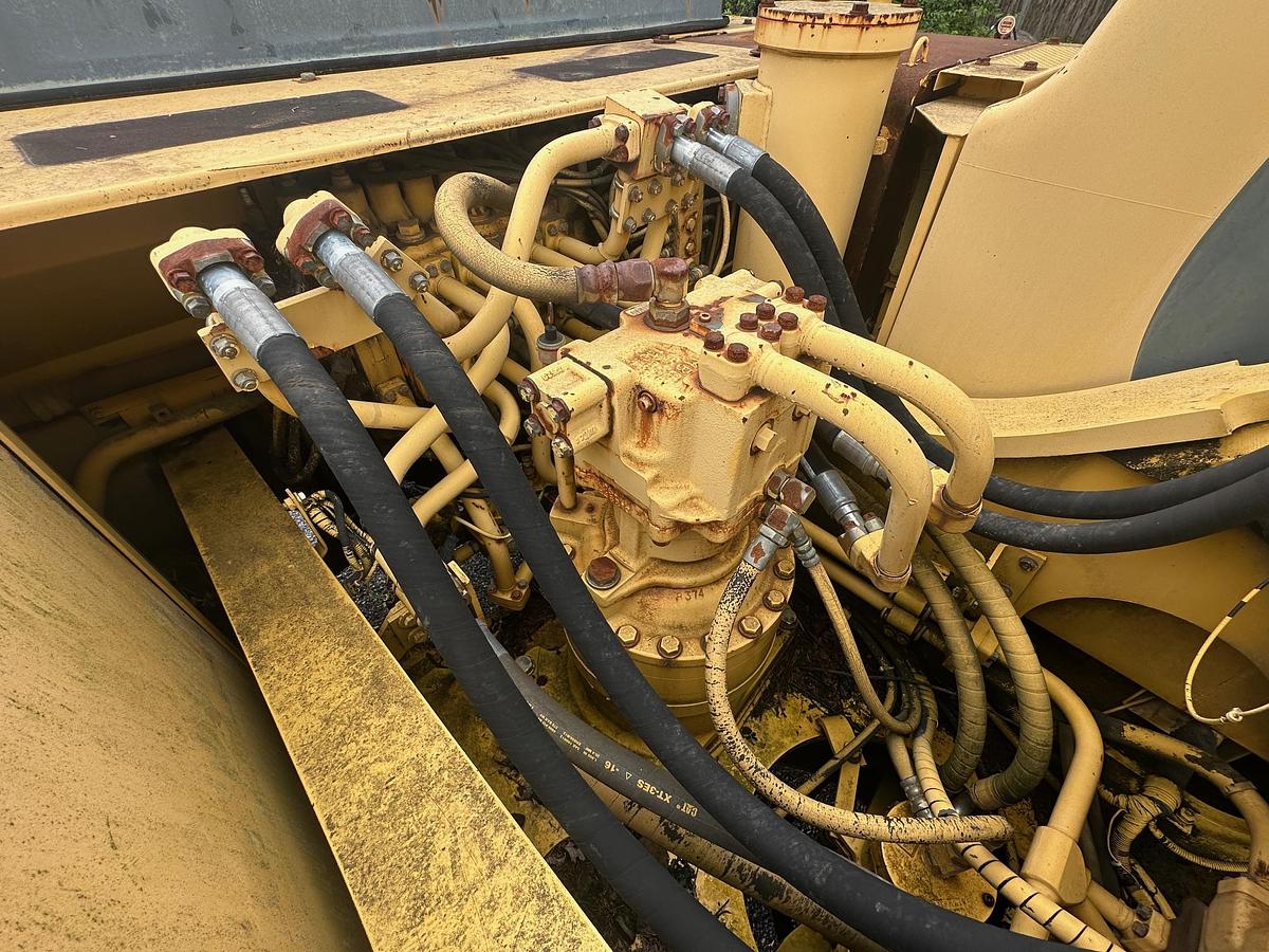 Used 1998 KOMATSU PC300LC-6LC