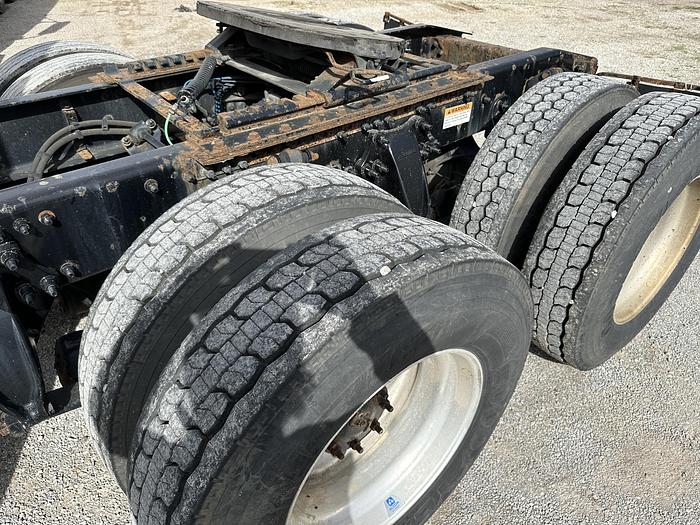 Used 2017 FREIGHTLINER Cascadia 125