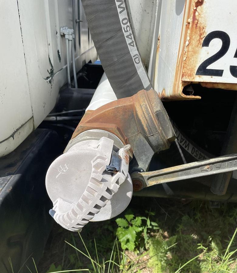 Used 1989 INTERNATIONAL S1900 Septic Pump Truck