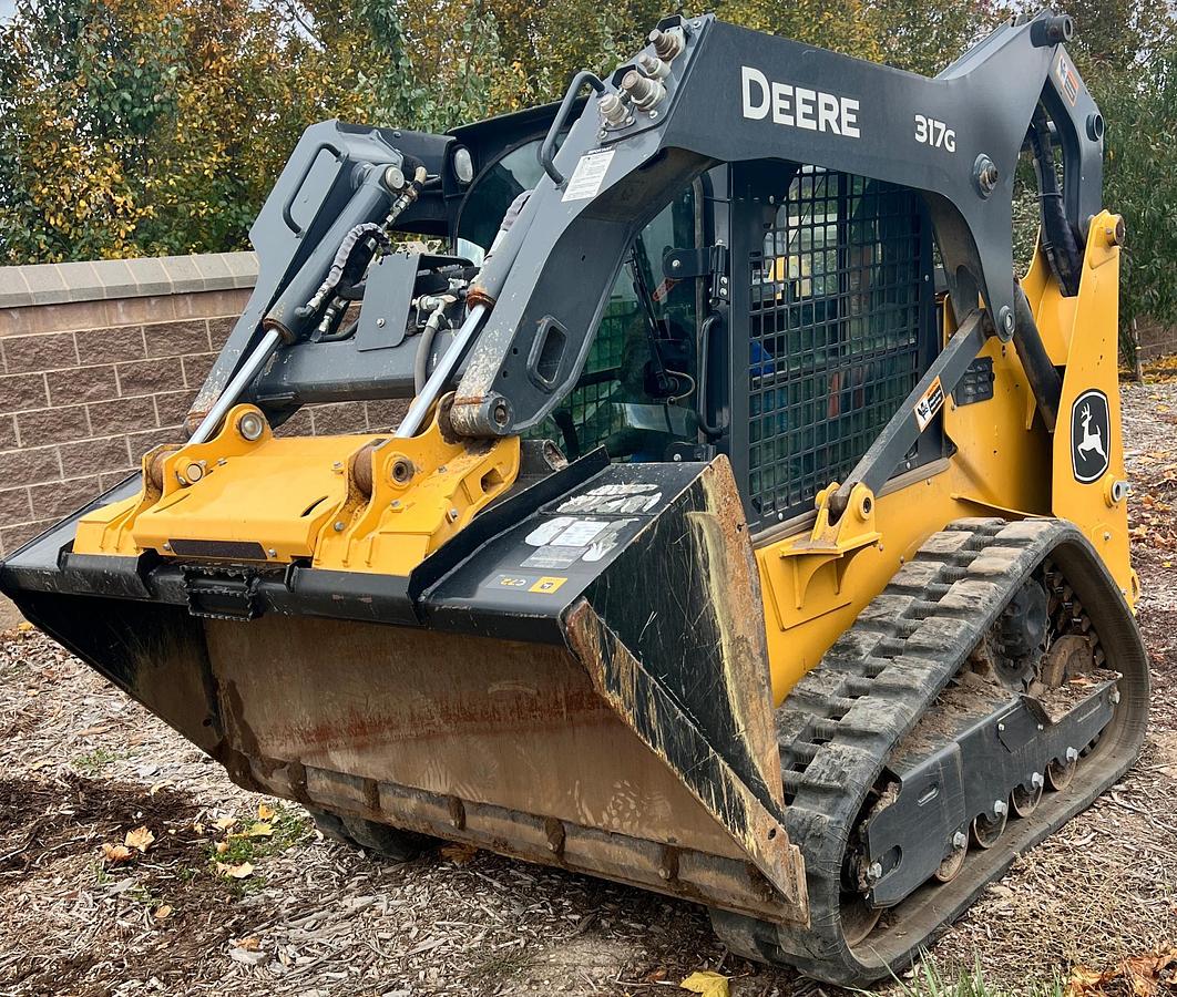 Used 2022 DEERE 317G