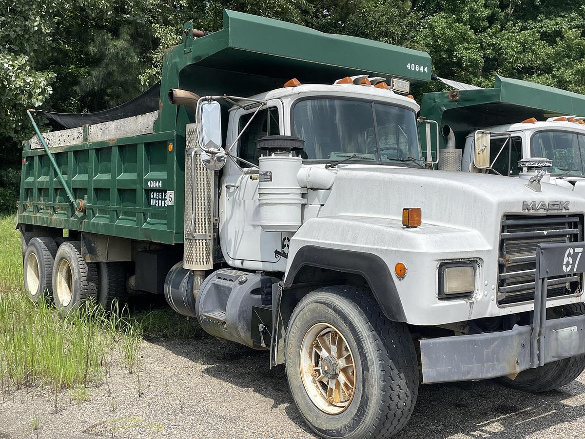 Used 1993 MACK RD 690S