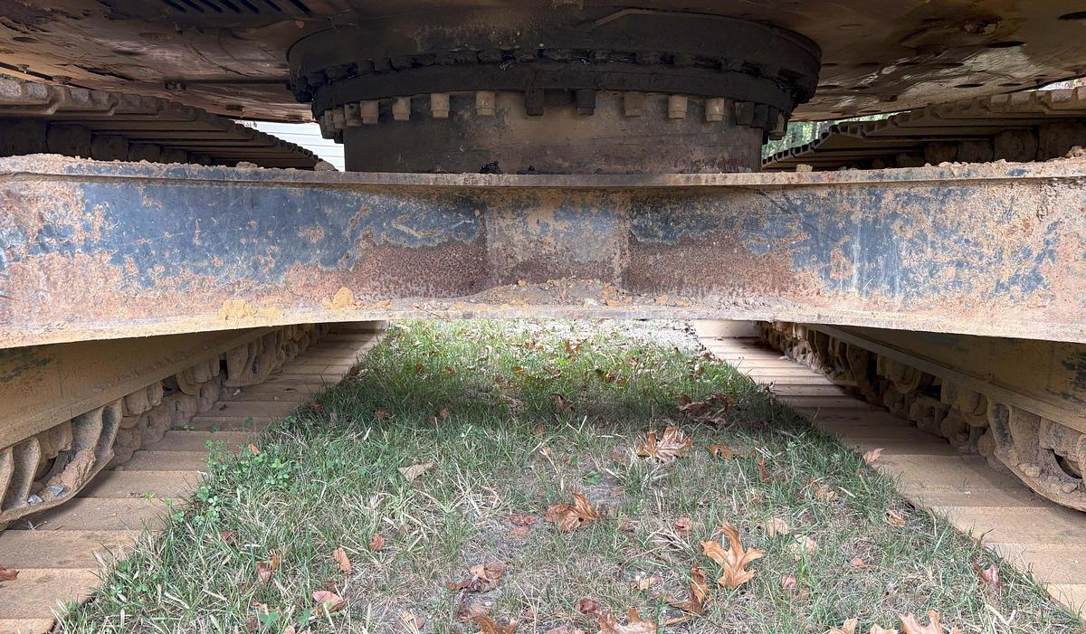 Used 2013 CATERPILLAR 321D LCR