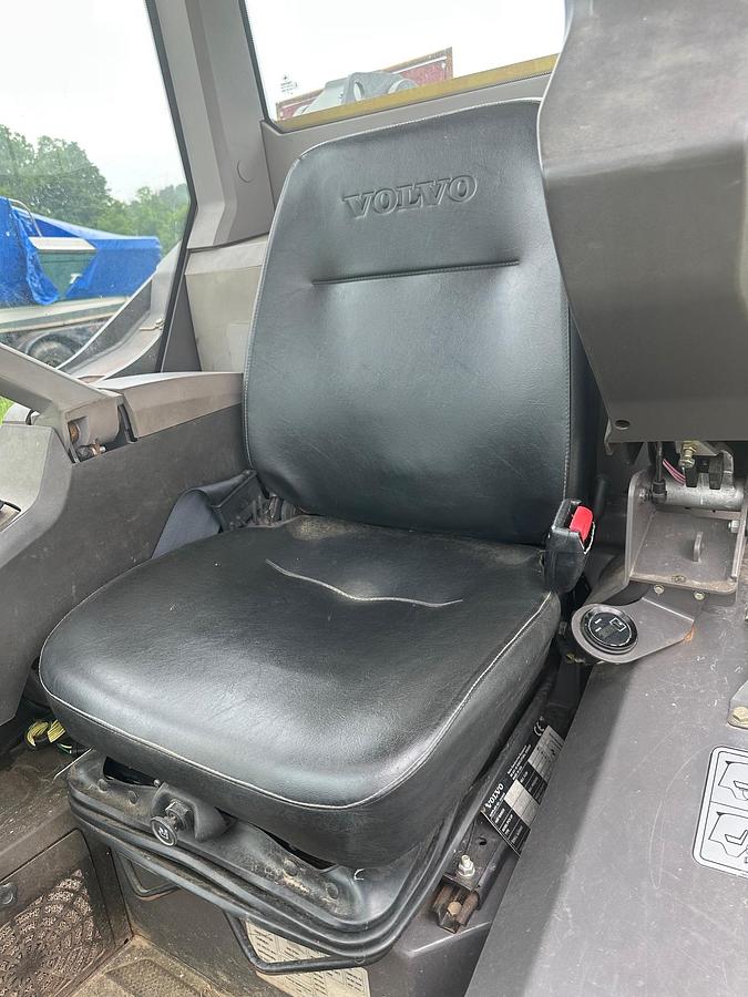 Used 2018 VOLVO MCT135D