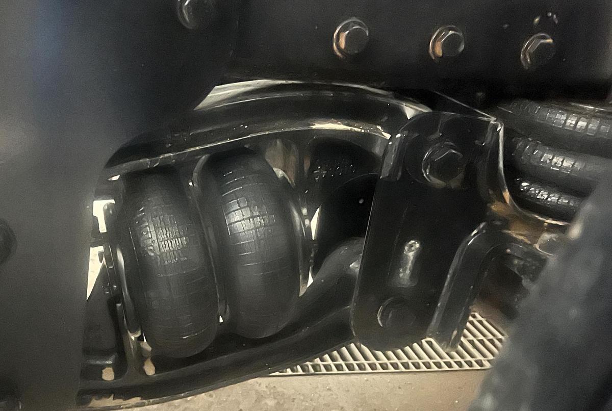 Used 2012 PETERBILT 388 Dump truck