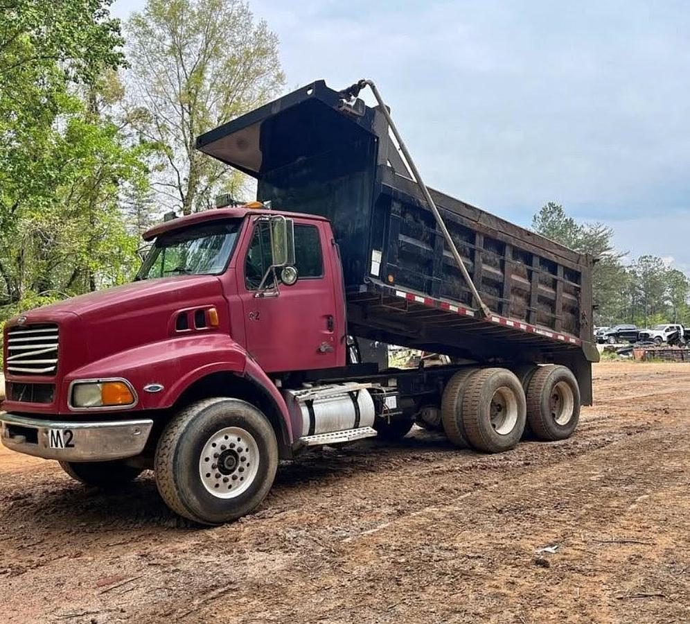 Used 2000 STERLING LT9500