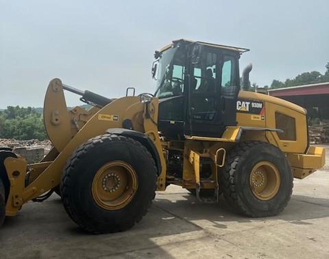 Used 2019 CATERPILLAR 930M